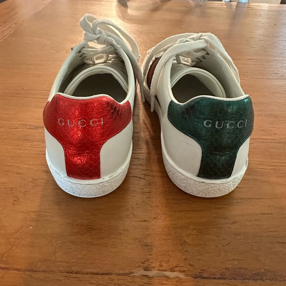 Gucci Women’s Sneakers Ace Trainer With Bee Size 37.5 - Picture 3 of 11